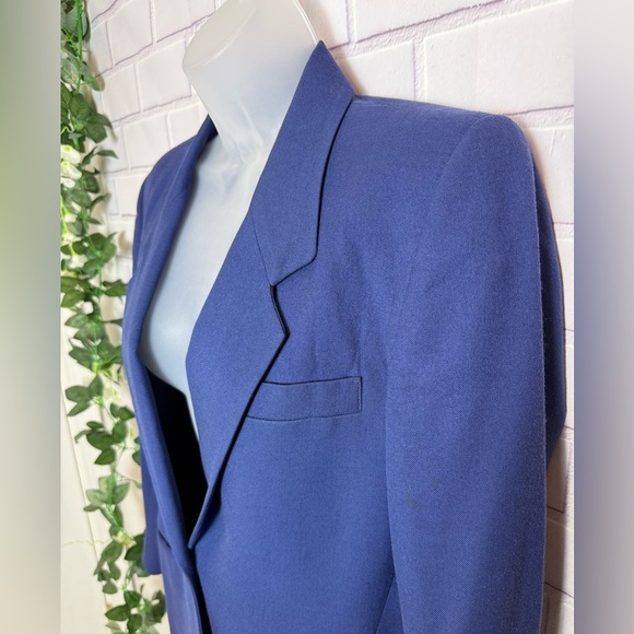 VTG TALBOTS women Royal Blue Blazer with Notched Lapels/size 4P - Picture 9 of 9